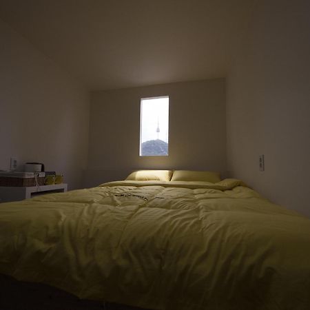 סיאול 24 Guesthouse Myeongdong Town חדר תמונה