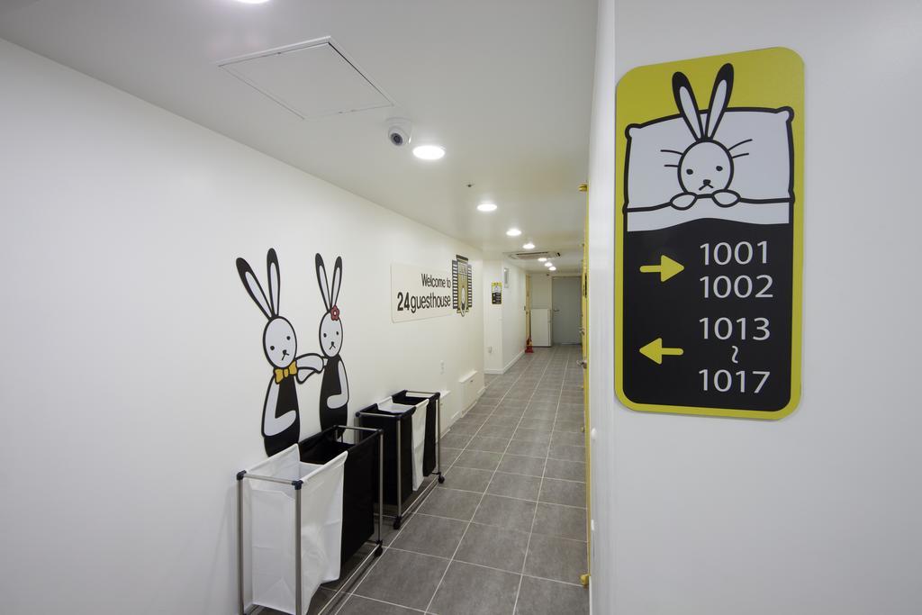 סיאול 24 Guesthouse Myeongdong Town מראה חיצוני תמונה